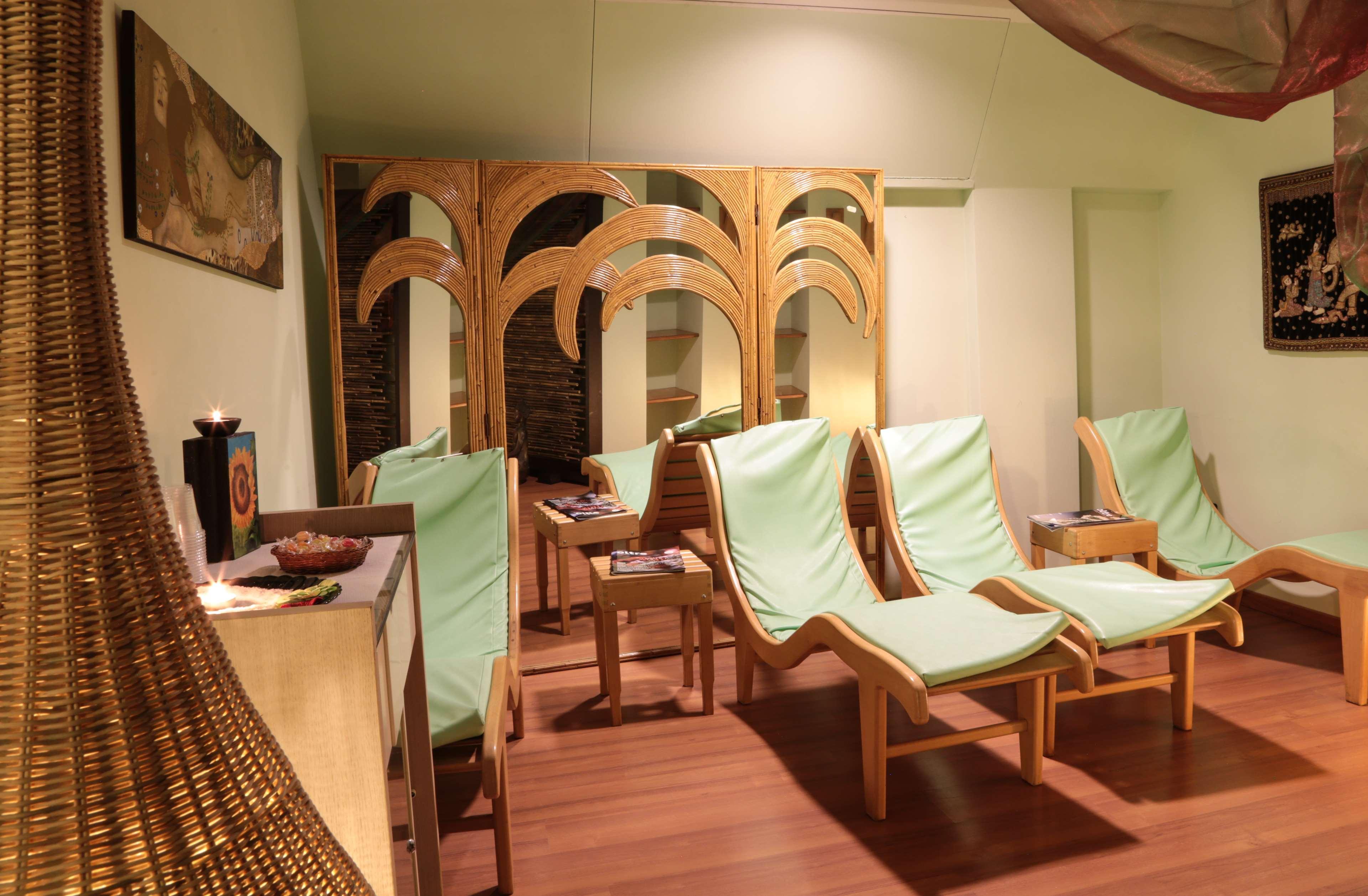 Best Western Hotel Dei Cavalieri Барлетта Екстер'єр фото